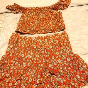 Forever 21 two piece set crop top & high waisted skirt.